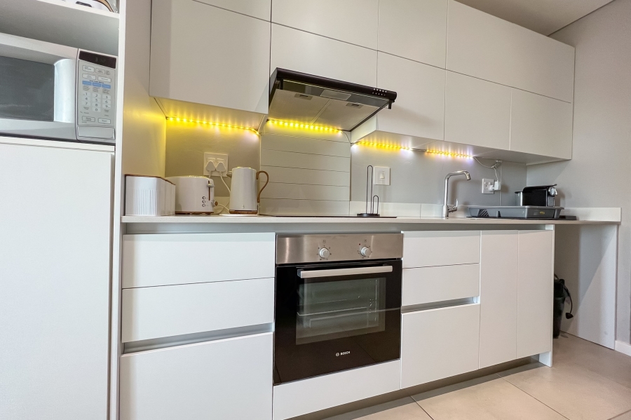 1 Bedroom Property for Sale in Beachfront Western Cape